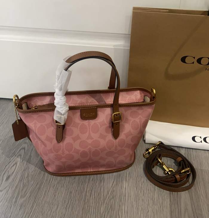 Picture of Coach Handbags _SKUfw233328774fw